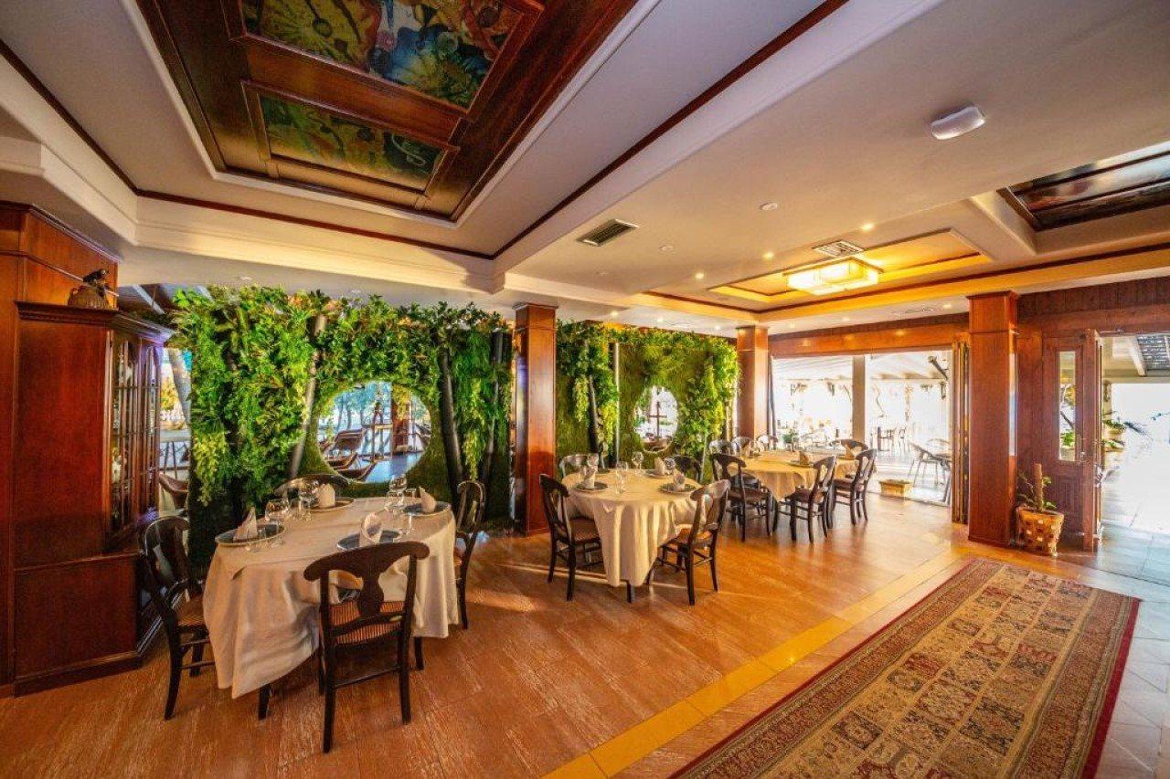 Hotel Majestic Драч Екстериор снимка